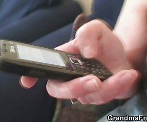 inanılmaz kadın iki kişinin dikkatini seviyor uzun poeno