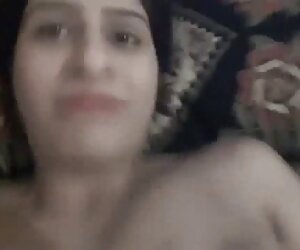Kendi kendine döküm kızlar! uzun türkçe konuşmalı porno