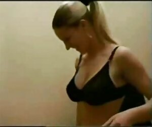 Mastürbasyon onu kedi uzun hikayeli porno ile oynuyor