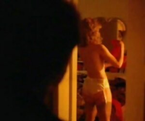 İki ergen uzun klasik porno kız ile dörtlü