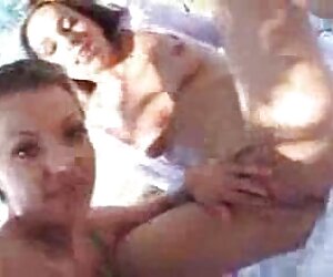 Anne Fetiş uzun çoraplı porno