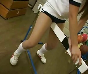 18 uzun penis porno yaşındaki annesi,