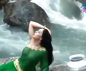 Erkek uzun sert porno kız